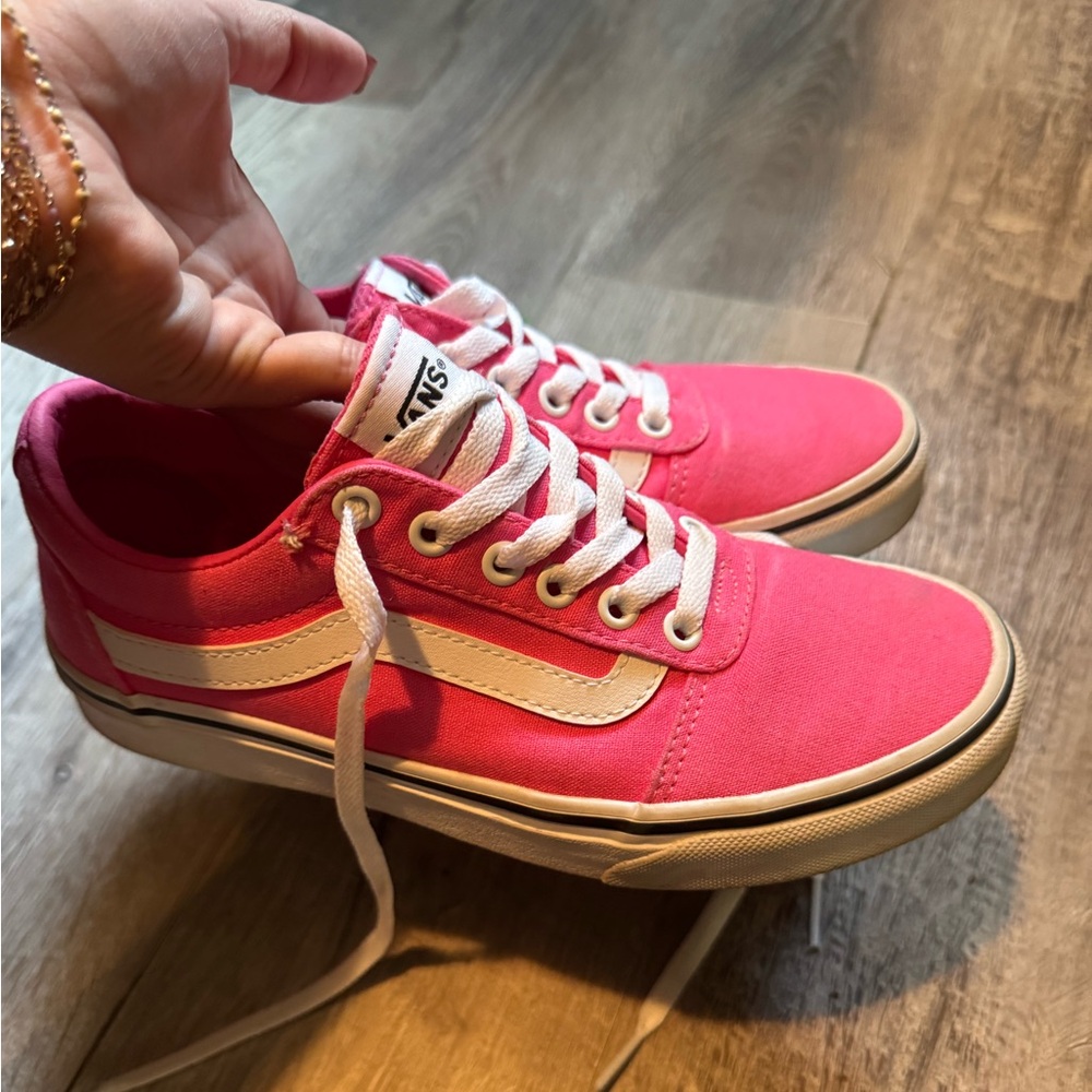 Women’s Vans size 6.5